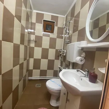 Casa Cristian Două Mai