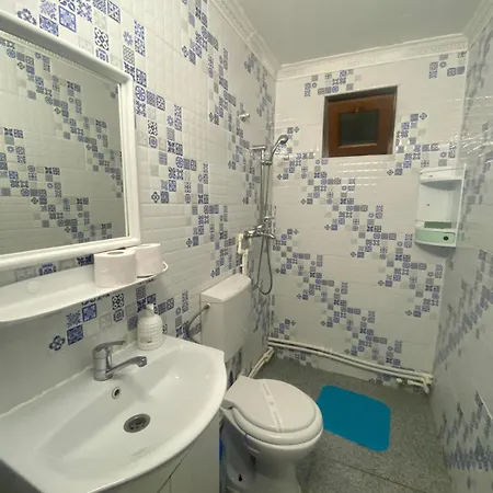 Casa Cristian * Două Mai